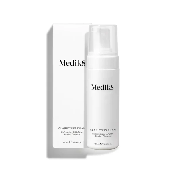 Medik8 Clarifying Foam — очищуюча пінка для жирної та проблемної шкіри 150 мл