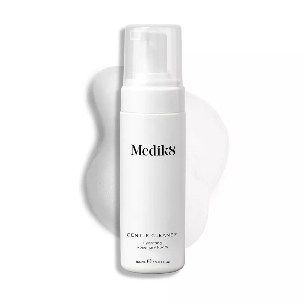 Medik8 Gentle Cleanse — очищуюча пінка для всіх типів шкіри 150 мл