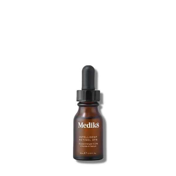 Medik8 Intelligent Retinol 3TR — нічна інтенсивна сироватка з ретинолом 0,3% 15 мл