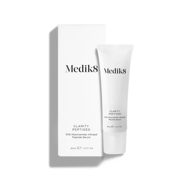 Medik8 Clarity Peptides — сироватка з 10% ніацинамідом 30 мл