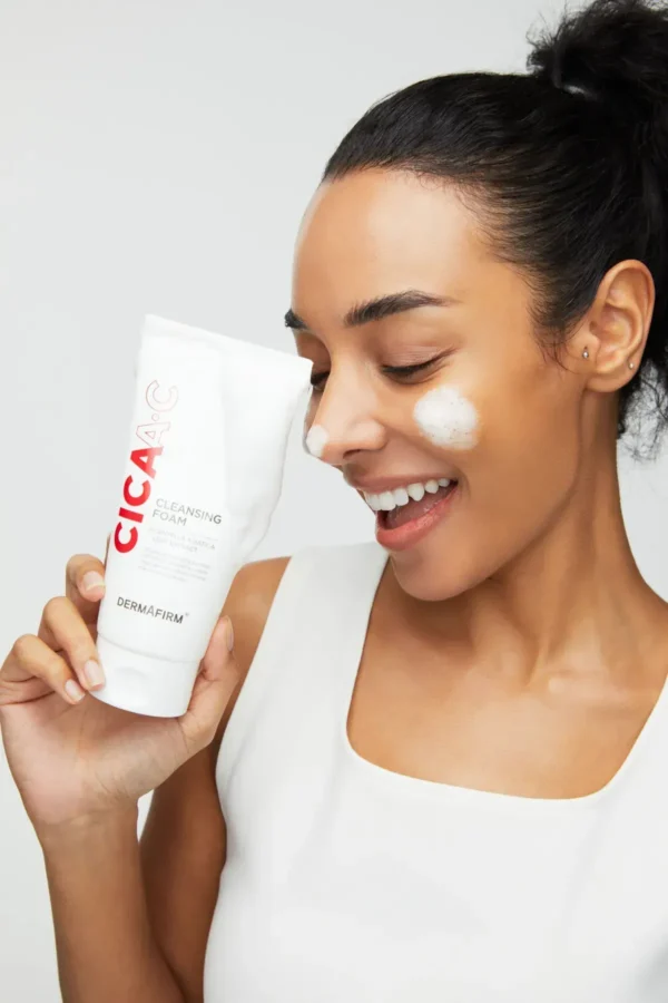 Пінка для вмивання з екзосомами Центелли Азіатської CICAA C Cleansing Foam 150 мл