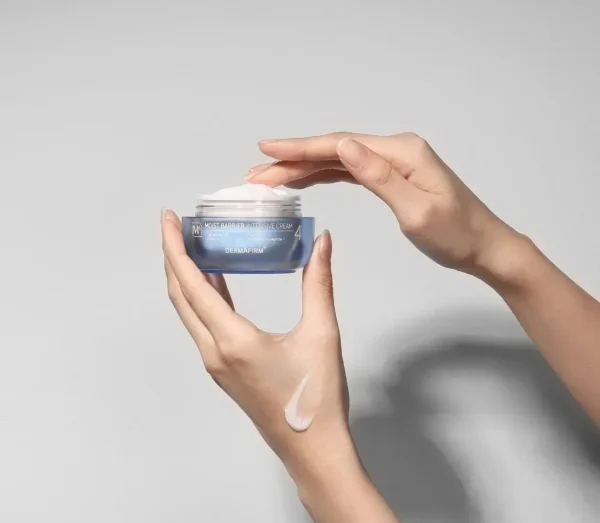 Dermafirm Moist Barrier Intensive — зволожуючий крем з 6 видами гіалуронової кислоти 50 мл