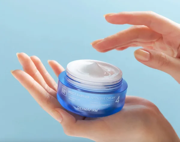 Dermafirm Moist Barrier Intensive — зволожуючий крем з 6 видами гіалуронової кислоти 50 мл