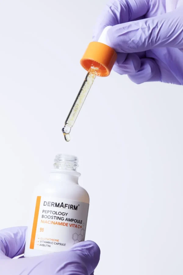Dermafirm Peptology Boosting Niacinamide Vita C+ — сироватка з ніацинамідом та вітаміном C 30 мл